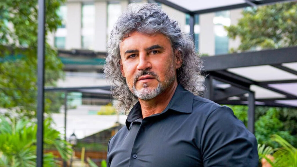 Álvarez