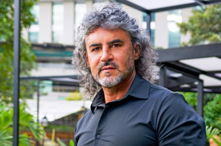Álvarez